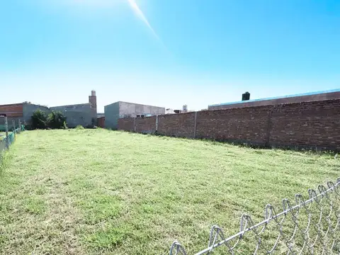 Terreno en Av. Pilcomayo 