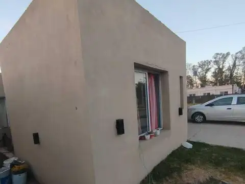 Casa en Venta en Mariano Acosta, USD 75.000