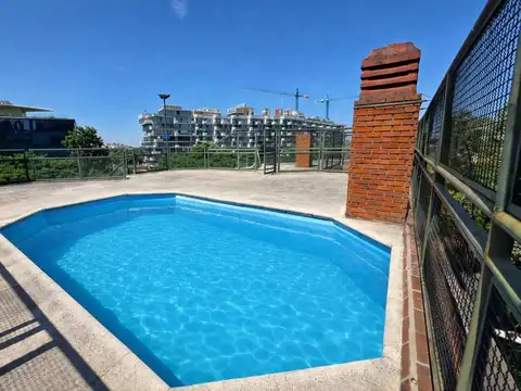 Triplex 5 dormitorios, 570.72 m², Palermo chico.