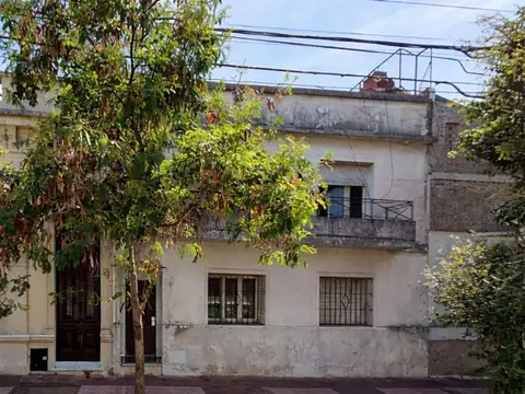 VENTA CASA LOTE PROPIO TERRAZA BARRACAS A RECICLAR