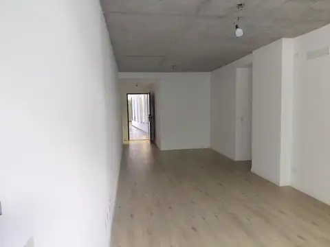 Venta, Departamento, 4 Ambientes, Amplio, Balcón, A estrenar, Coghlan.