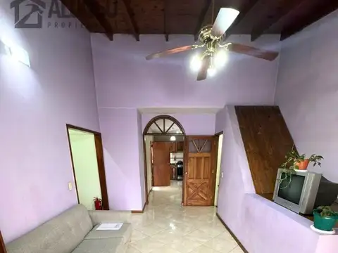 Depto Tipo Casa en Venta en Banfield, USD 98.000