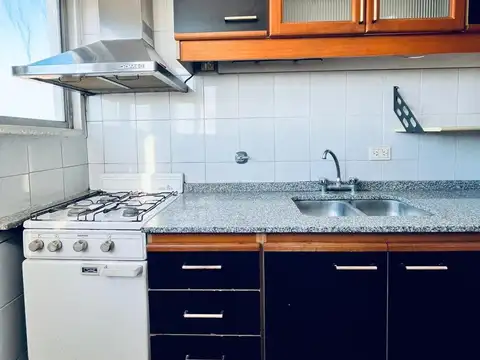 Departamento en Alquiler en Temperley, $ 600.000
