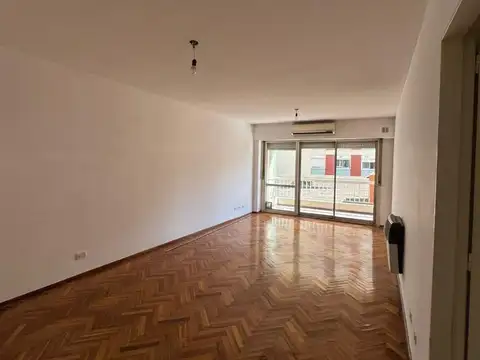 Condarco 73 , Piso 1