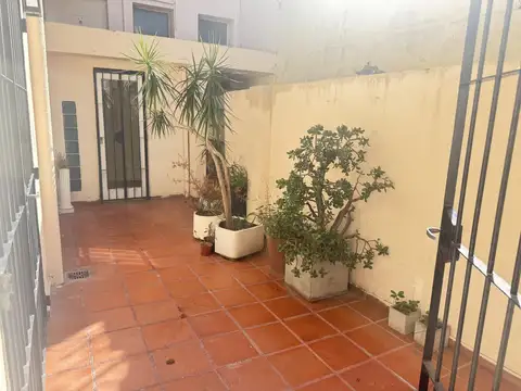 Depto Tipo Casa en Venta en Villa Ortuzar, USD 203.000