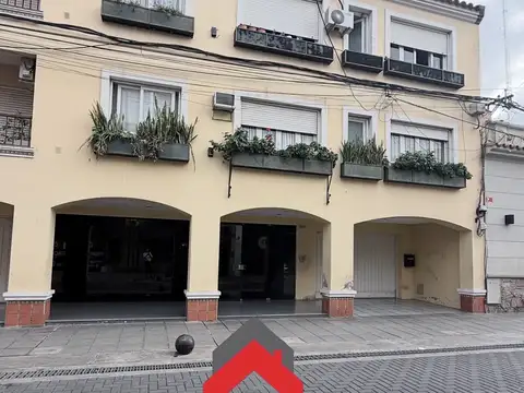 Caseros 200, Piso 4