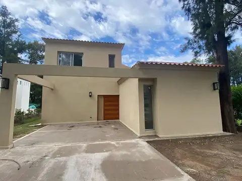 EXcelente casa a estrenar en Country El lBosque