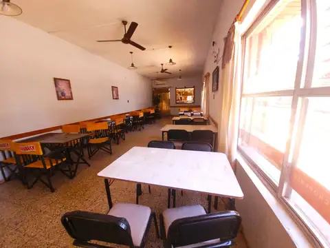 LOCAL COMERCIAL 500 M2, ESQUINA CORDOBA. P.G.S.M