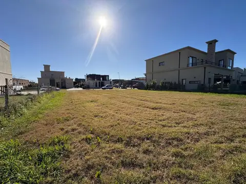 Terreno en Venta en Puertos - Acacias, USD 25.000