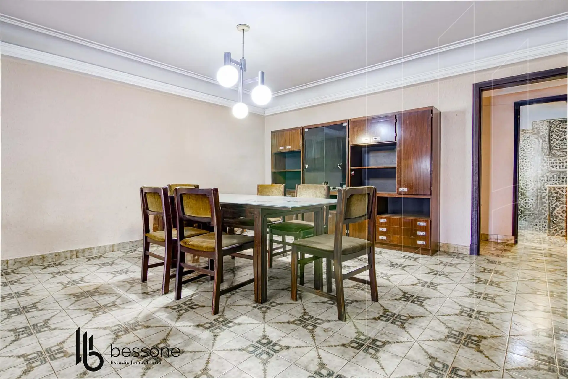 Casa 6 ambientes en Punta Mogotes