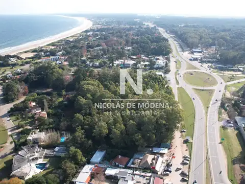 Lote sobre Ruta en venta en Solanas - Punta del Este