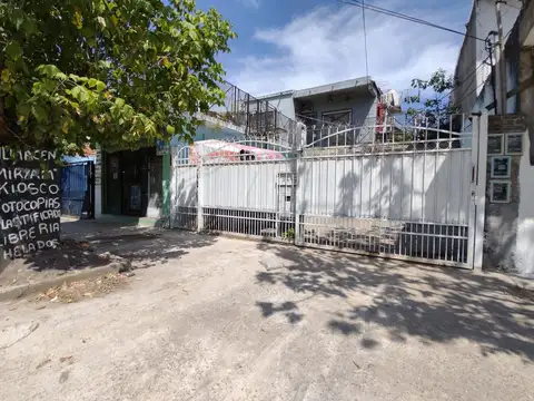 Casa  en venta en Gregorio De Laferrere