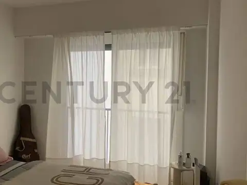 Esmeralda 1000, Piso 5