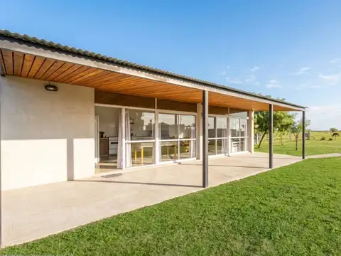VENTA QUINTA CON PISCINA EREZCANO, SAN NICOLAS