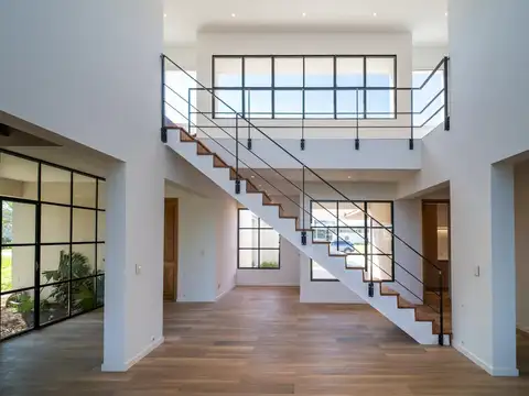 Casa en Barrio Cerrado. Estancia La Rinconada