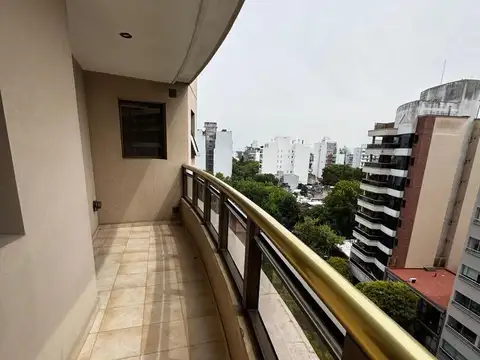 Departamento en Alquiler en Centro calle 8, $ 800.000