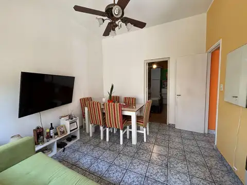 Depto Tipo Casa 2 ambientes con 1 baño