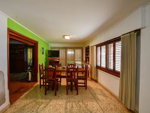 125 esquina 46 700
