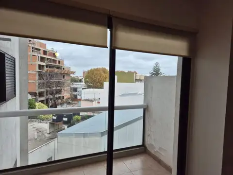 Departamento en Alquiler en Villa Devoto, $ 750.000