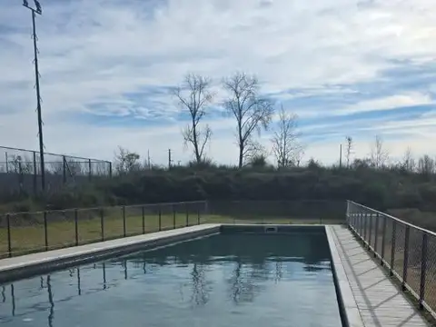 Av De Los Lagos 100