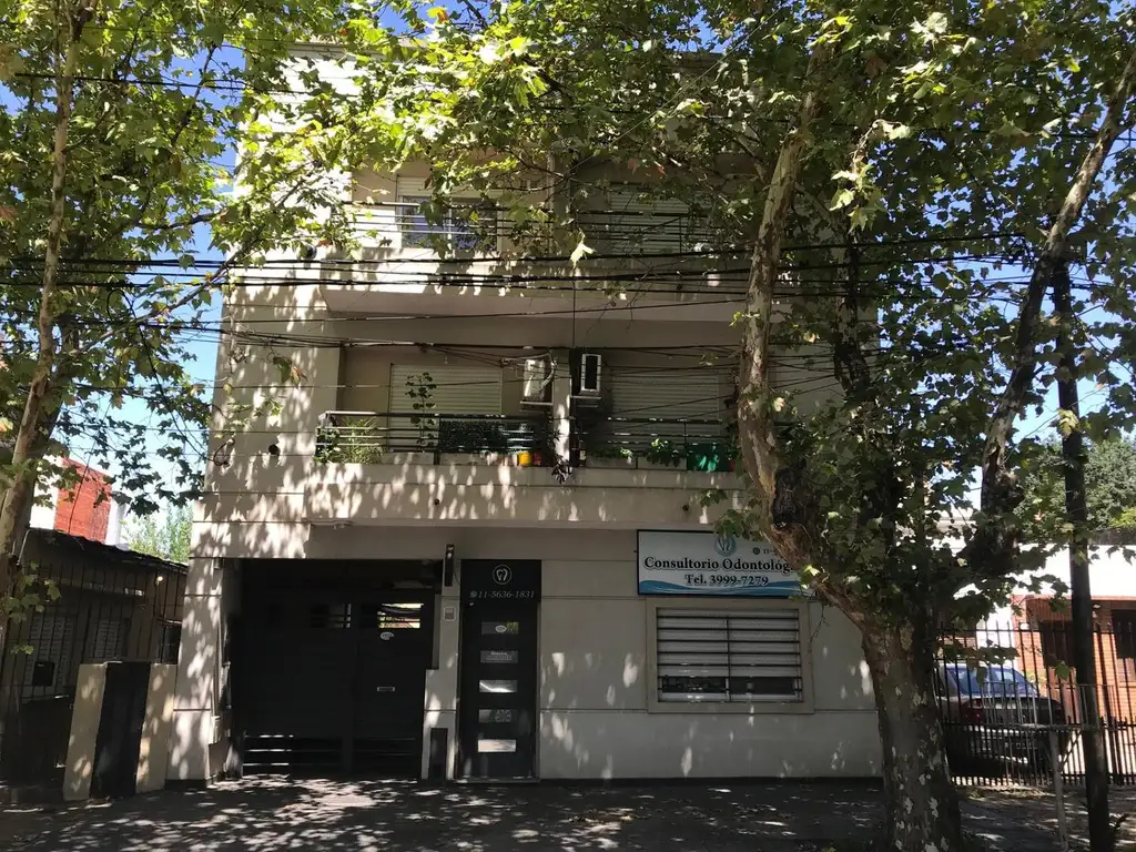 Muñoz 1833 , Piso 2