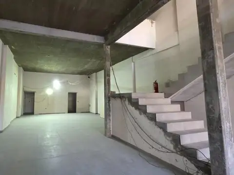 Venta Local a estrenar en el centro de Florencio Varela