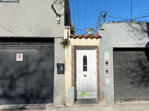 pasillo en venta de dos dormitorios