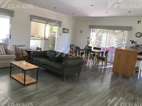 Santa Guadalupe, Pilar del Este 200