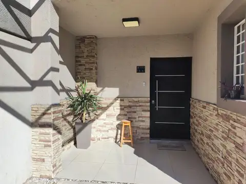 Casa en Venta en Manantiales, USD 144.900
