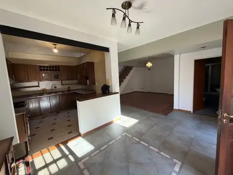 Departamento tipo casa en alquiler en Barrio San Pedro