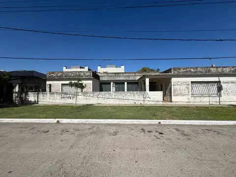 Casa en Venta en Merlo, USD 400.000