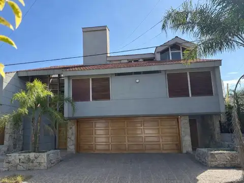 Casa en Venta Bº Urca. OPORTUNIDAD. APTO CREDITO