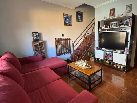 Depto Tipo Casa en Venta en San Antonio de Padua, USD 110.000