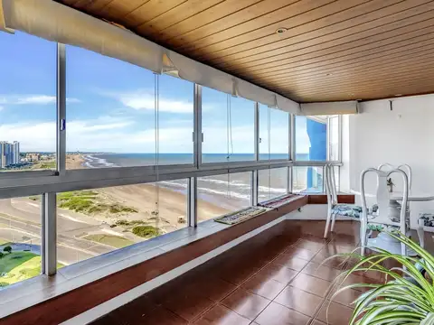 Departamento en Alquiler de 6 ambientes