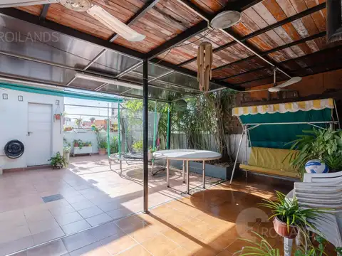 En Venta Casa 4 ambientes con balcon aterrazado y galpon en venta!