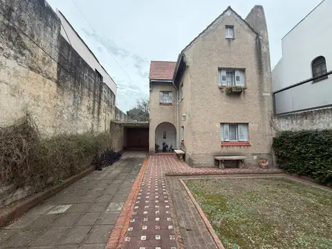 61 e/ 1 y 2