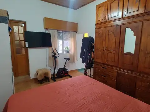 Depto Tipo Casa en Venta en Villa Dominico, USD 48.000