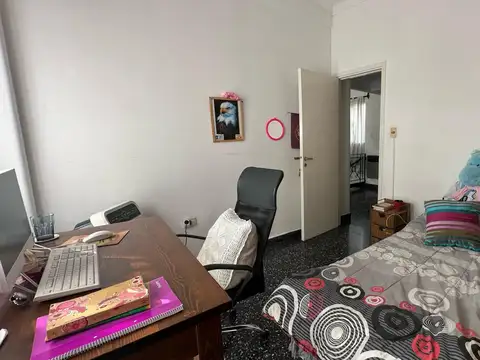 VENTA PH PRIMER PISO POR ESCALERA. VILLA DEL PARQUE