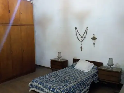 Pje Espronceda 2700. Casa 4 amb Garage. Jardín. Villa Real