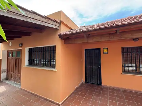 Venta casa 2 dorm patio grande Residencial América