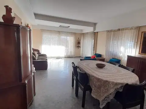 Depto Tipo Casa en Alquiler Temporal en Balvanera, $ 340.000