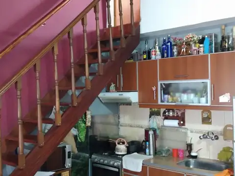 Depto Tipo Casa en Venta de 3 ambientes