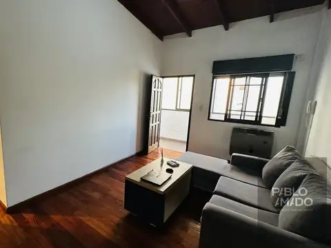 Venta. Departamento 2 dormitorios con cochera.