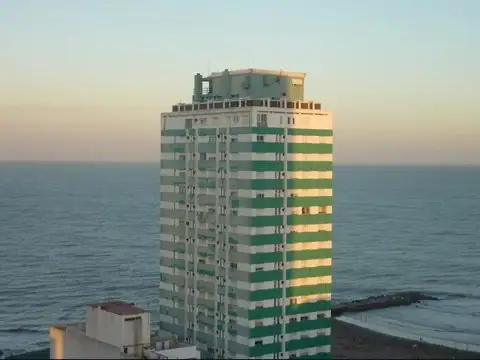 Departamento MONOAMBIENTE LATERAL MUY LUMINOSO