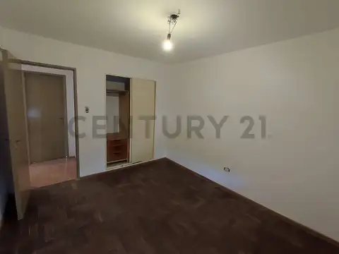 Alquiler Dpto 3 Dorm con Patio B° Obrero