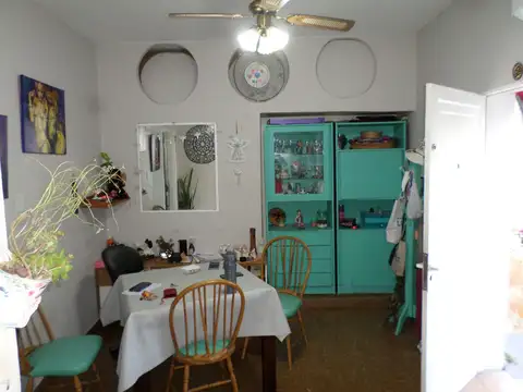 IDEAL DOS FAMILIAS - DOS UNIDADES EN BLOCK DE 3 AMB  C/U ENTRADA PARA VS AUTOS.