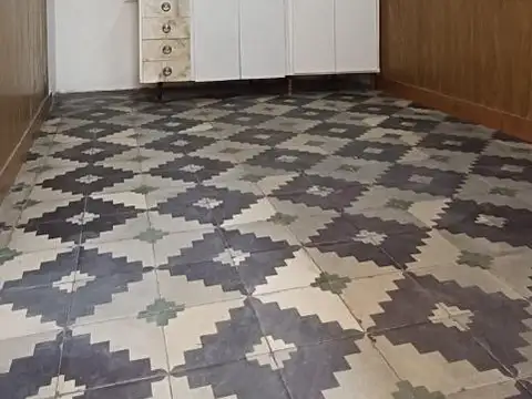 Departamento tipo casa ph 3 ambientes con patio Lanús Este
