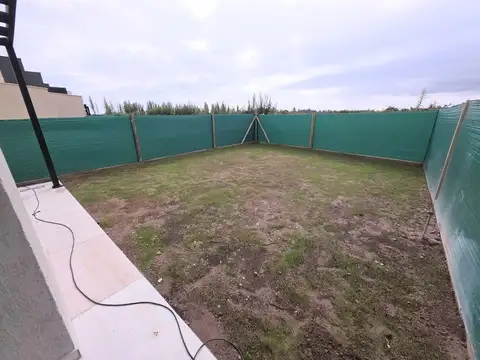 Depto Tipo Casa en Venta de 2 dormitorios