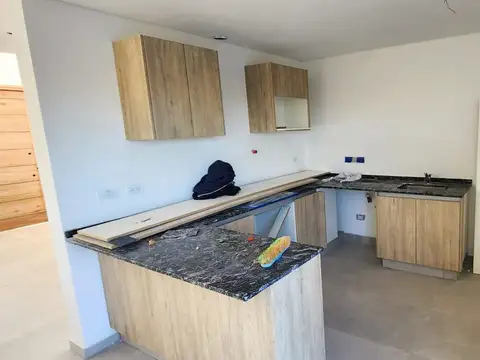 Depto Tipo Casa en Venta de 5 ambientes