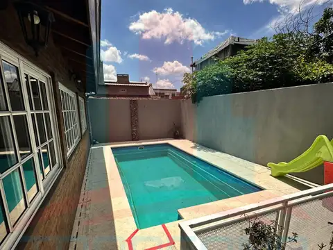 Venta En Block Ph - Quincho Con Pileta - La Tablada